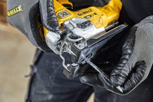 DEWALT